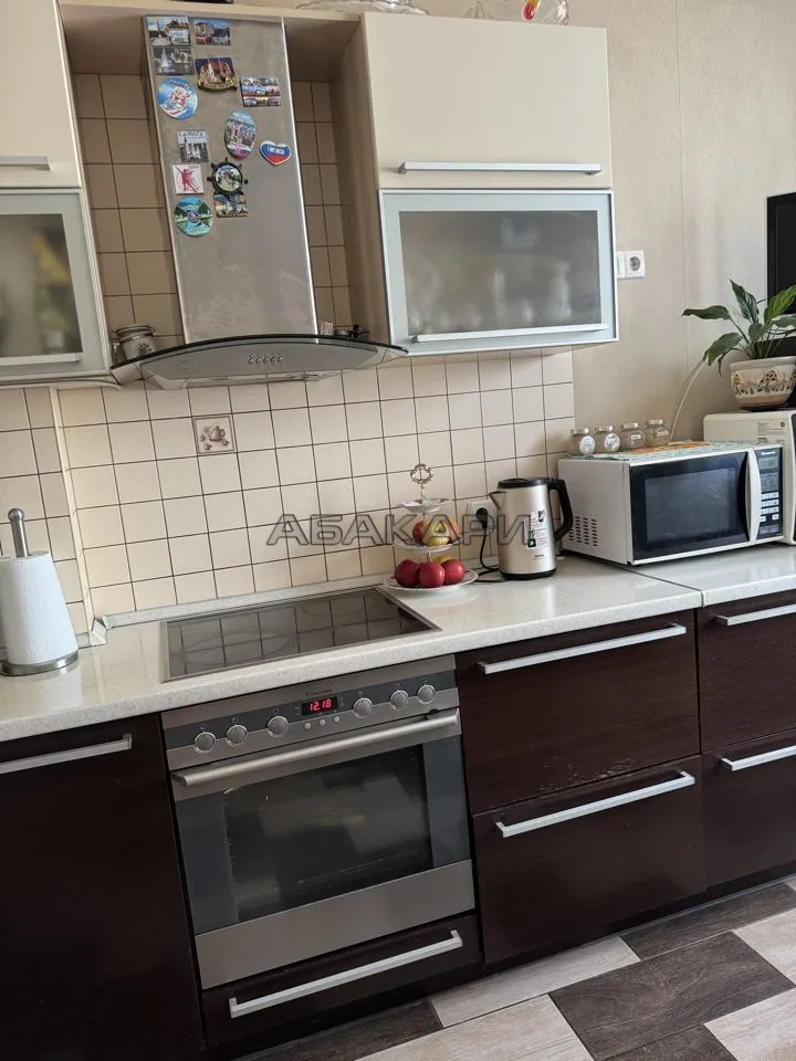 3-комнатная улица Батурина, 19  за 55000 руб/мес фото 16