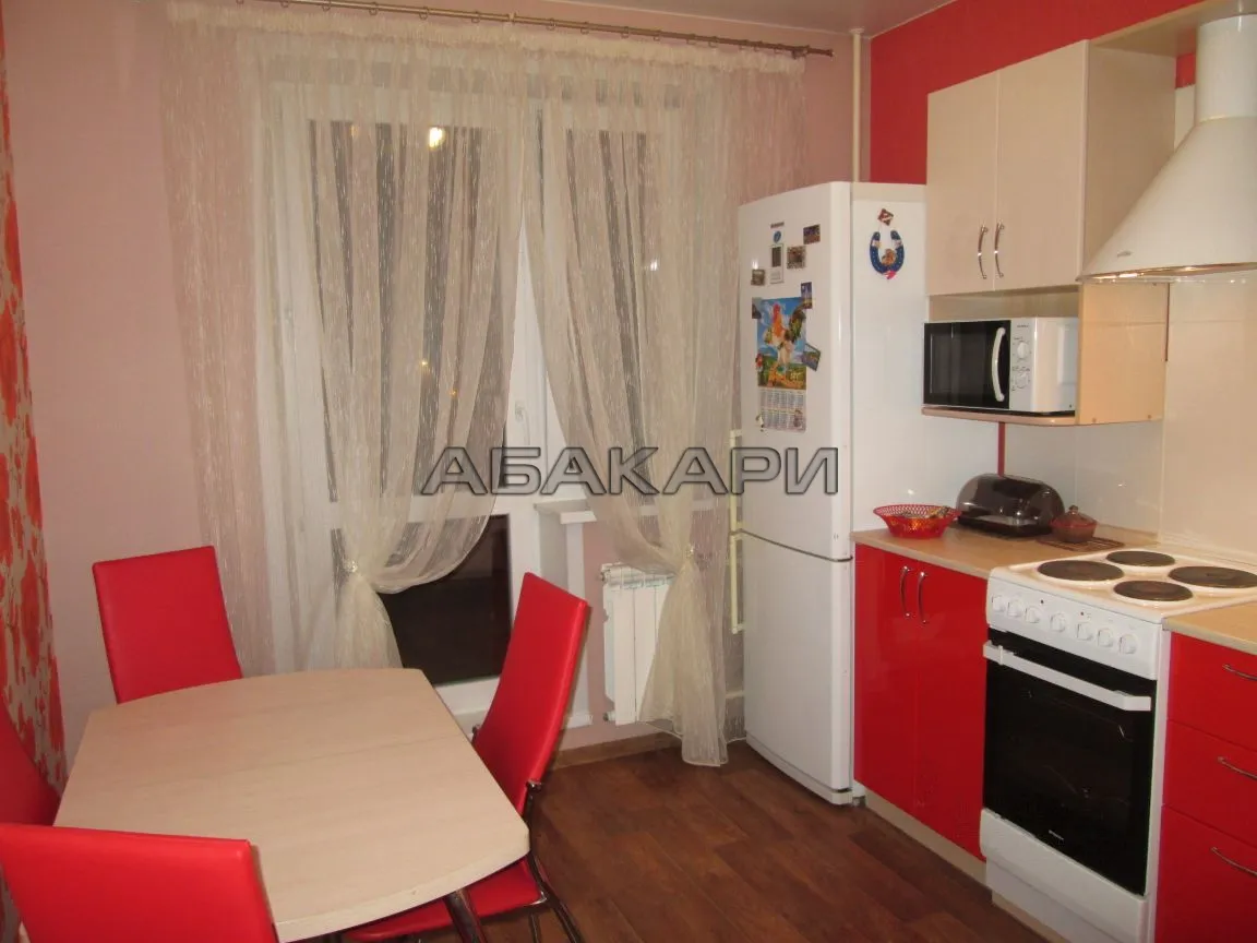 1-комнатная улица Молокова, 50  за 35000 руб/мес фото 1