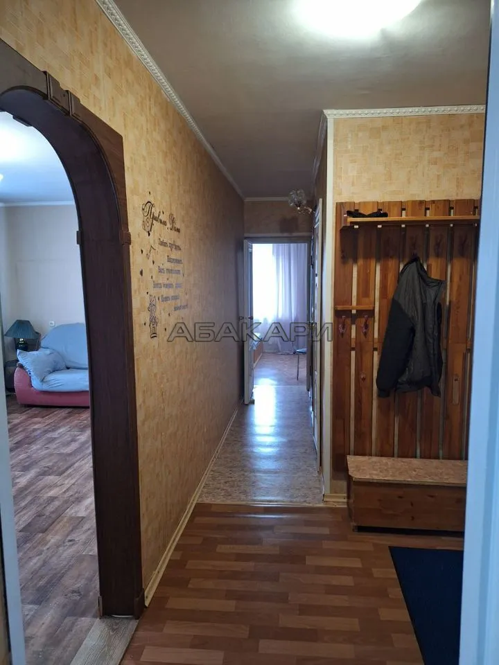 2-комнатная улица Диктатуры Пролетариата, 40А  за 35000 руб/мес фото 1