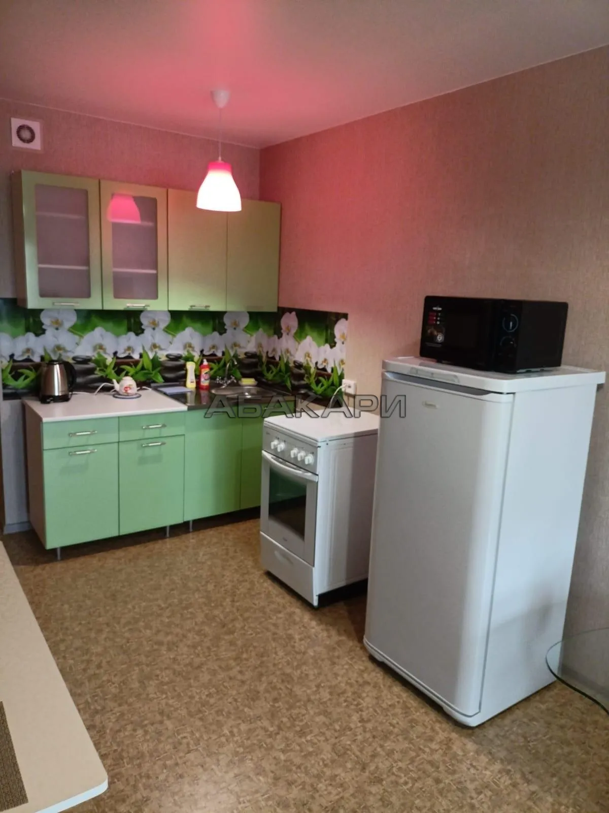 студия улица Калинина, 177А за 25000 руб/мес фото 1 студия улица Калинина, 177А за 25000 руб/мес фото 1