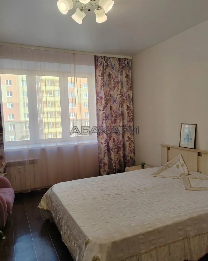 1-комнатная Апрельская улица, 1  за 28000 руб/мес фото 4