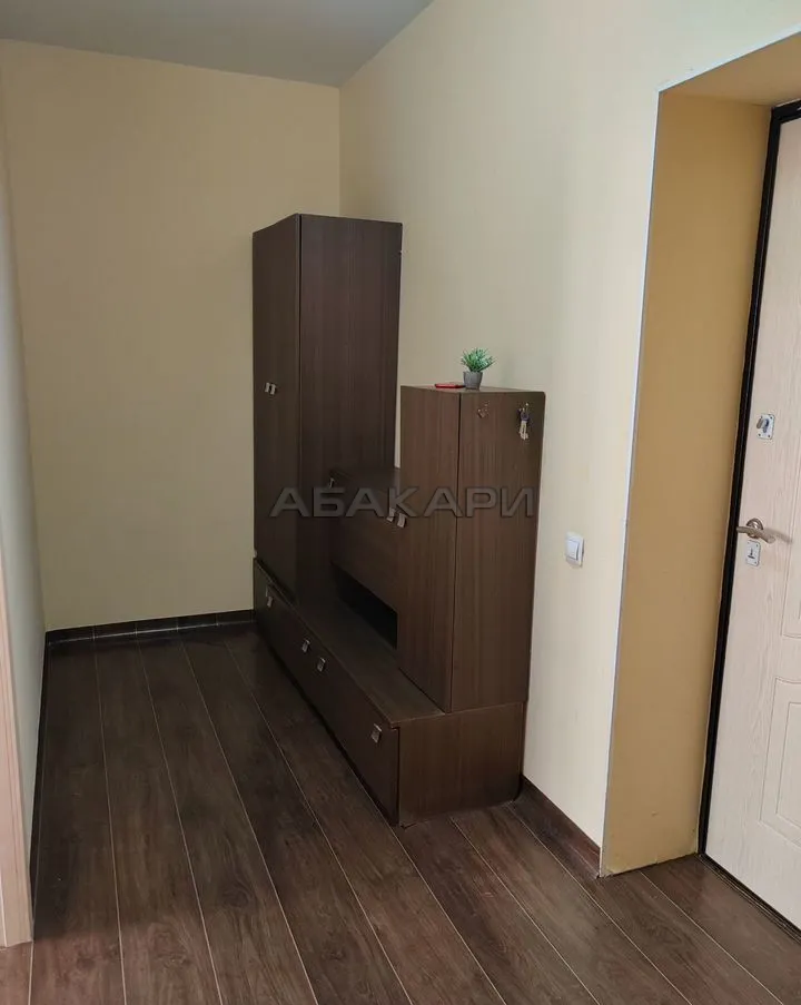 1-комнатная Апрельская улица, 1  за 28000 руб/мес фото 7