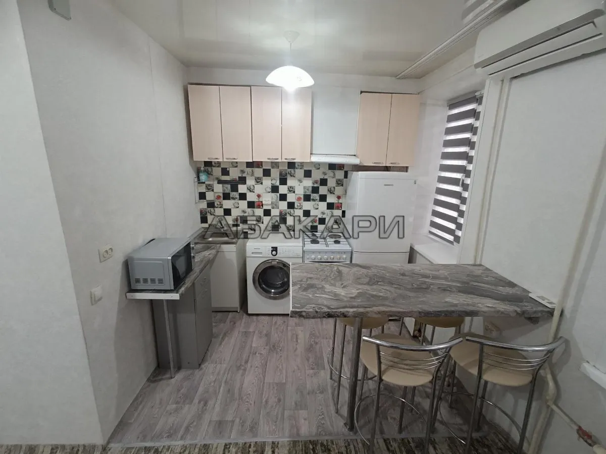 студия улица Пожарского, 164  за 19000 руб/мес фото 1