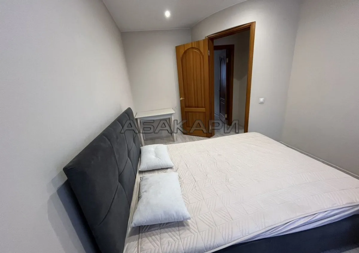 3-комнатная Светлогорская улица, 27  за 55000 руб/мес фото 9