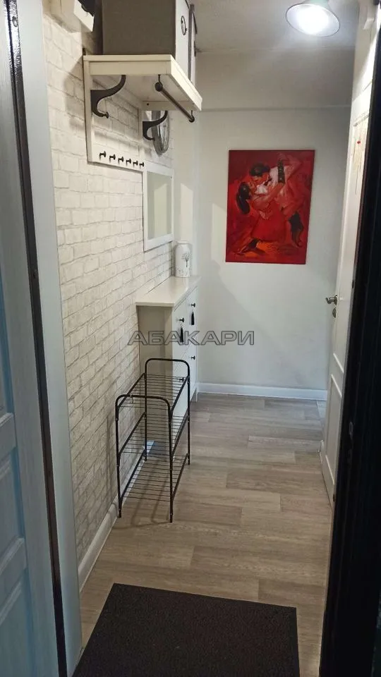 2-комнатная проспект имени Газеты Красноярский Рабочий, 119  за 35000 руб/мес фото 1