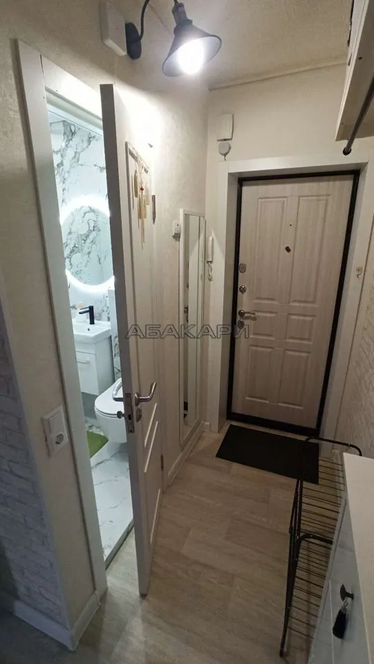 2-комнатная проспект имени Газеты Красноярский Рабочий, 119  за 35000 руб/мес фото 2