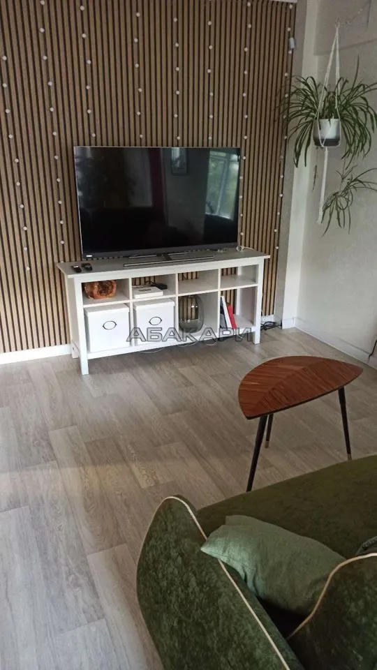 2-комнатная проспект имени Газеты Красноярский Рабочий, 119  за 35000 руб/мес фото 12