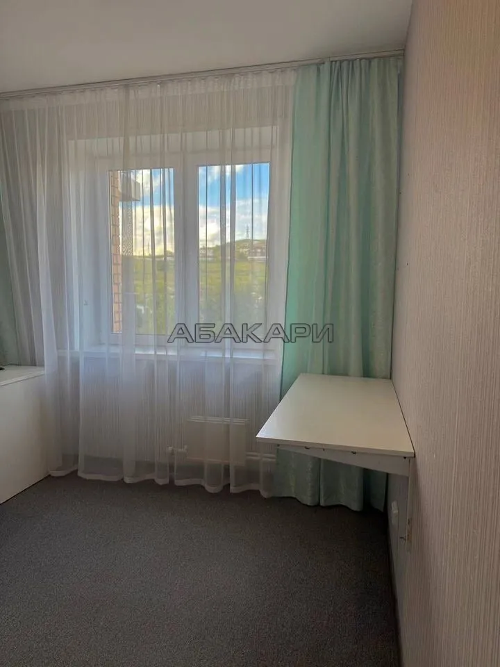 3-комнатная улица Калинина, 18  за 42000 руб/мес фото 4