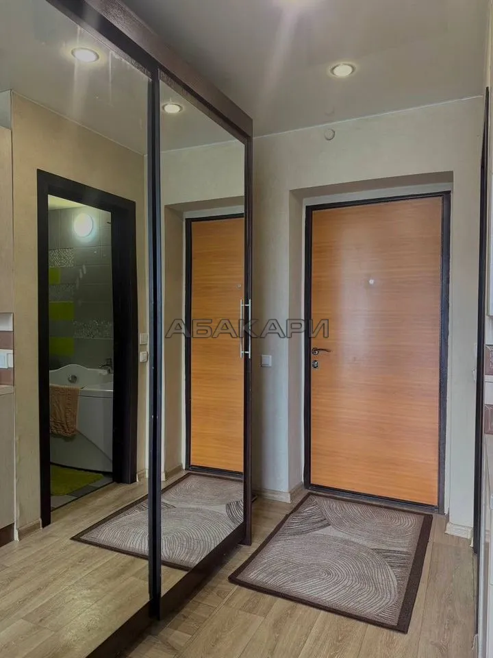 3-комнатная улица Калинина, 18  за 42000 руб/мес фото 8