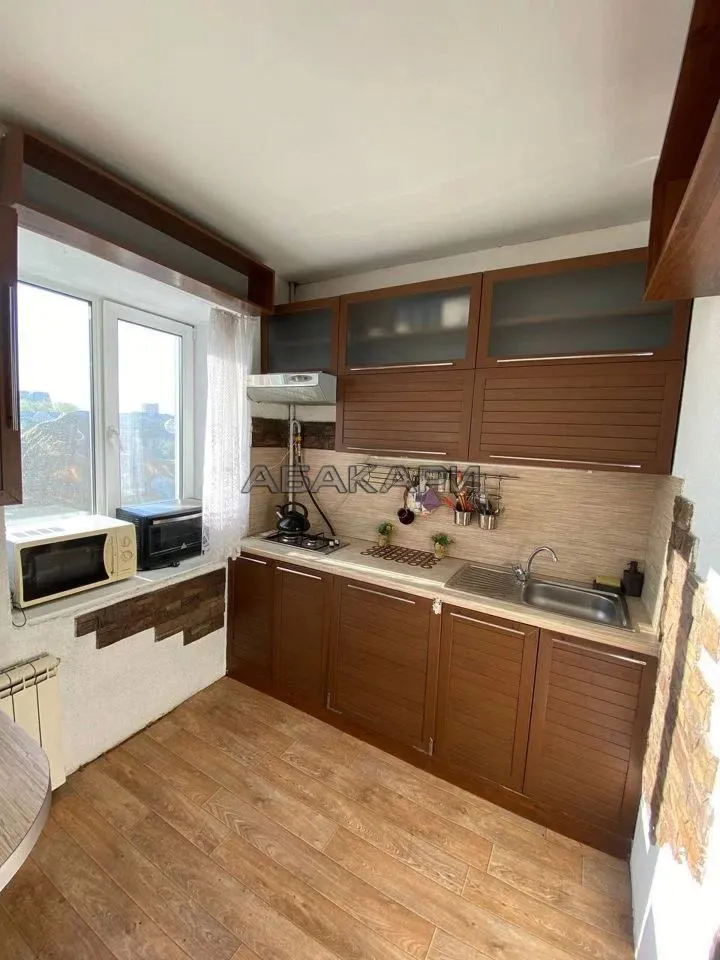 2-комнатная улица Ладо Кецховели, 99  за 34000 руб/мес фото 3