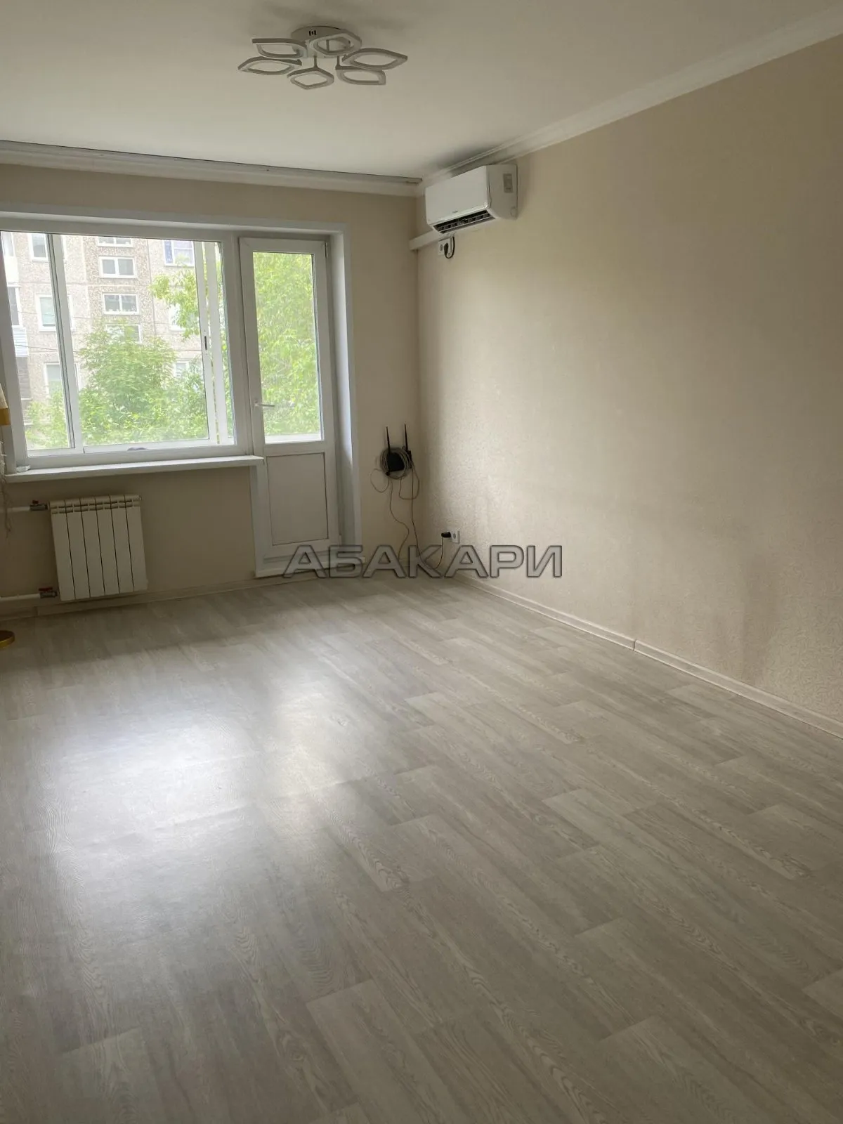 3-комнатная улица 60 лет Октября, 100  за 39000 руб/мес фото 4