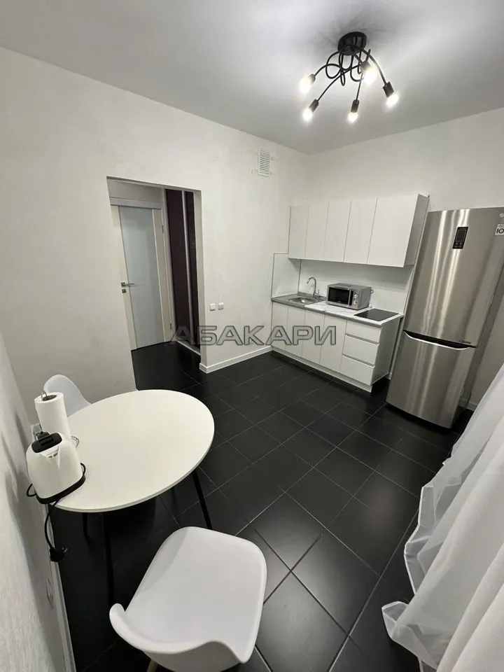 1-комнатная улица Борисова, 38  за 35000 руб/мес фото 3