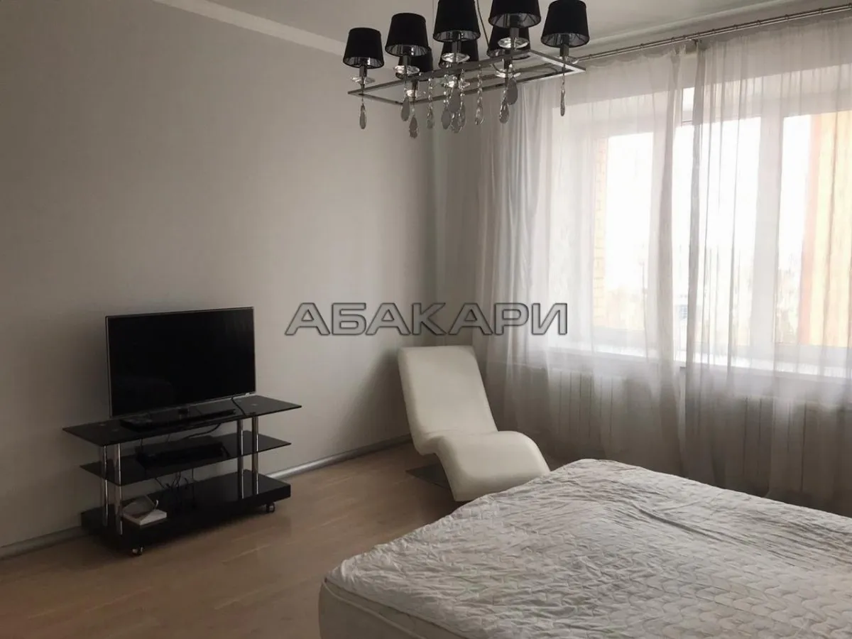 3-комнатная улица Баумана, 7  за 100000 руб/мес фото 6