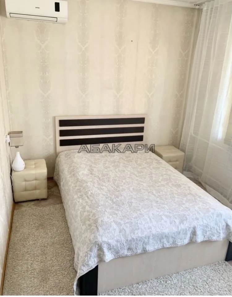 2-комнатная улица Молокова, 62  за 45000 руб/мес фото 3