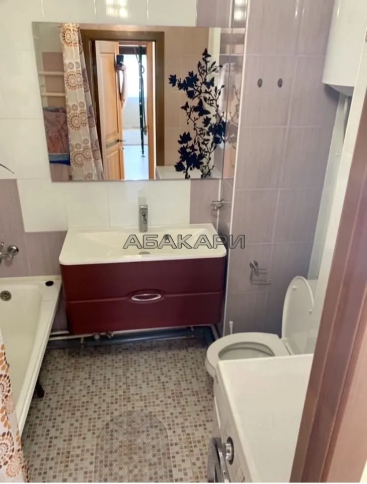 2-комнатная улица Молокова, 62  за 45000 руб/мес фото 11