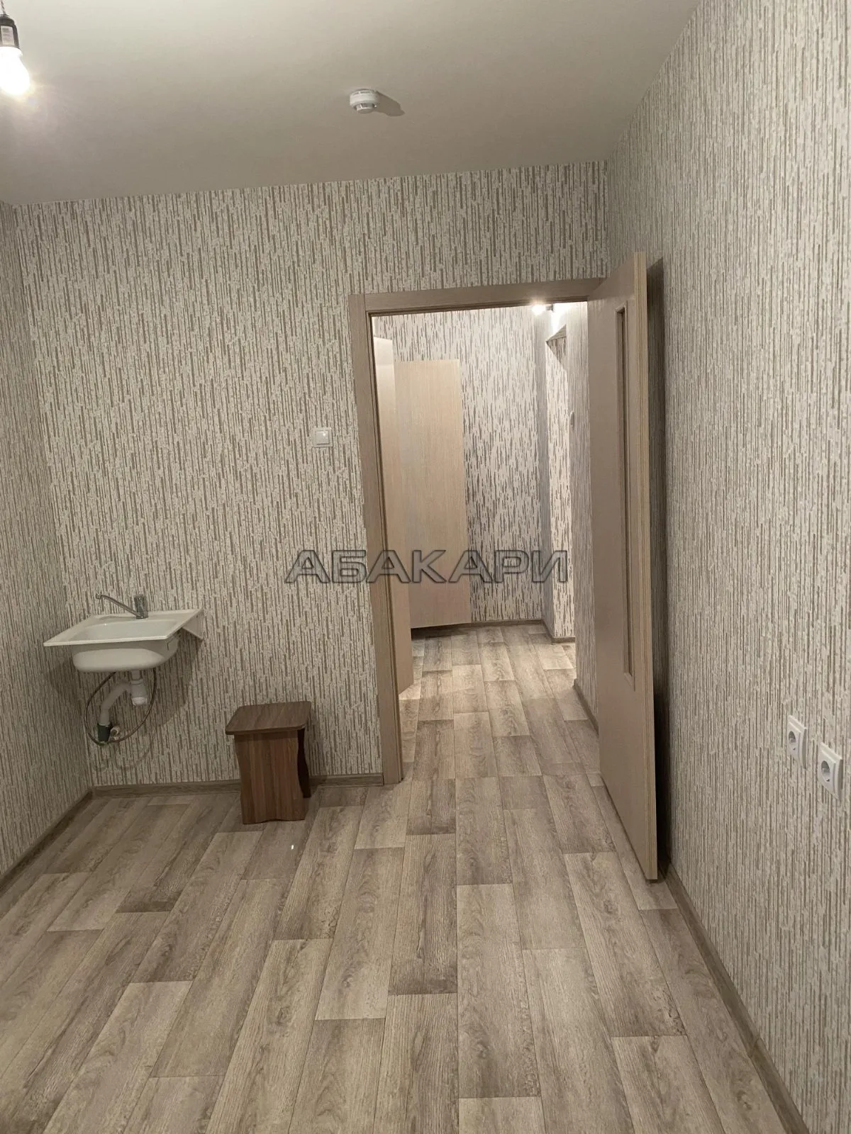 3-комнатная улица Елены Стасовой, 50И  за 35000 руб/мес фото 1