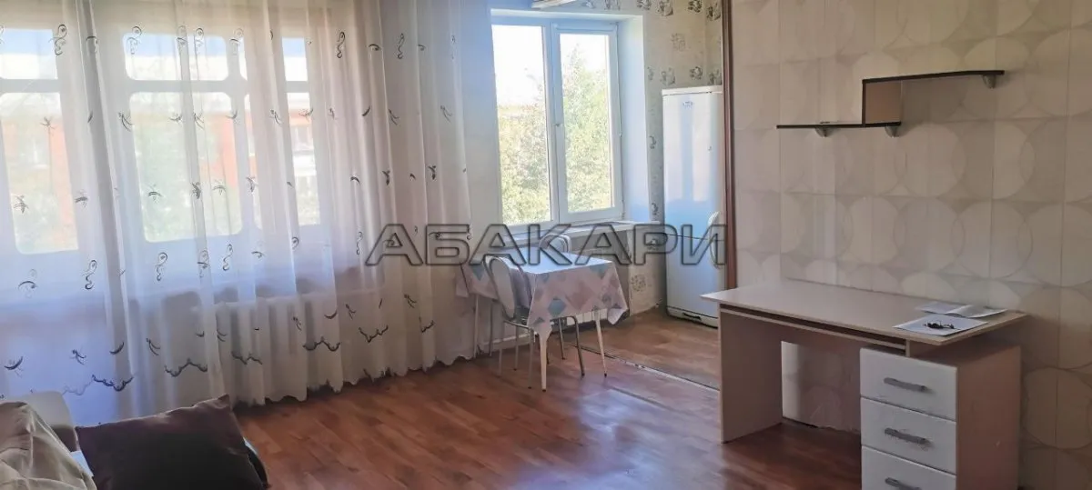 2-комнатная проспект имени Газеты Красноярский Рабочий, 90А  за 30000 руб/мес фото 2