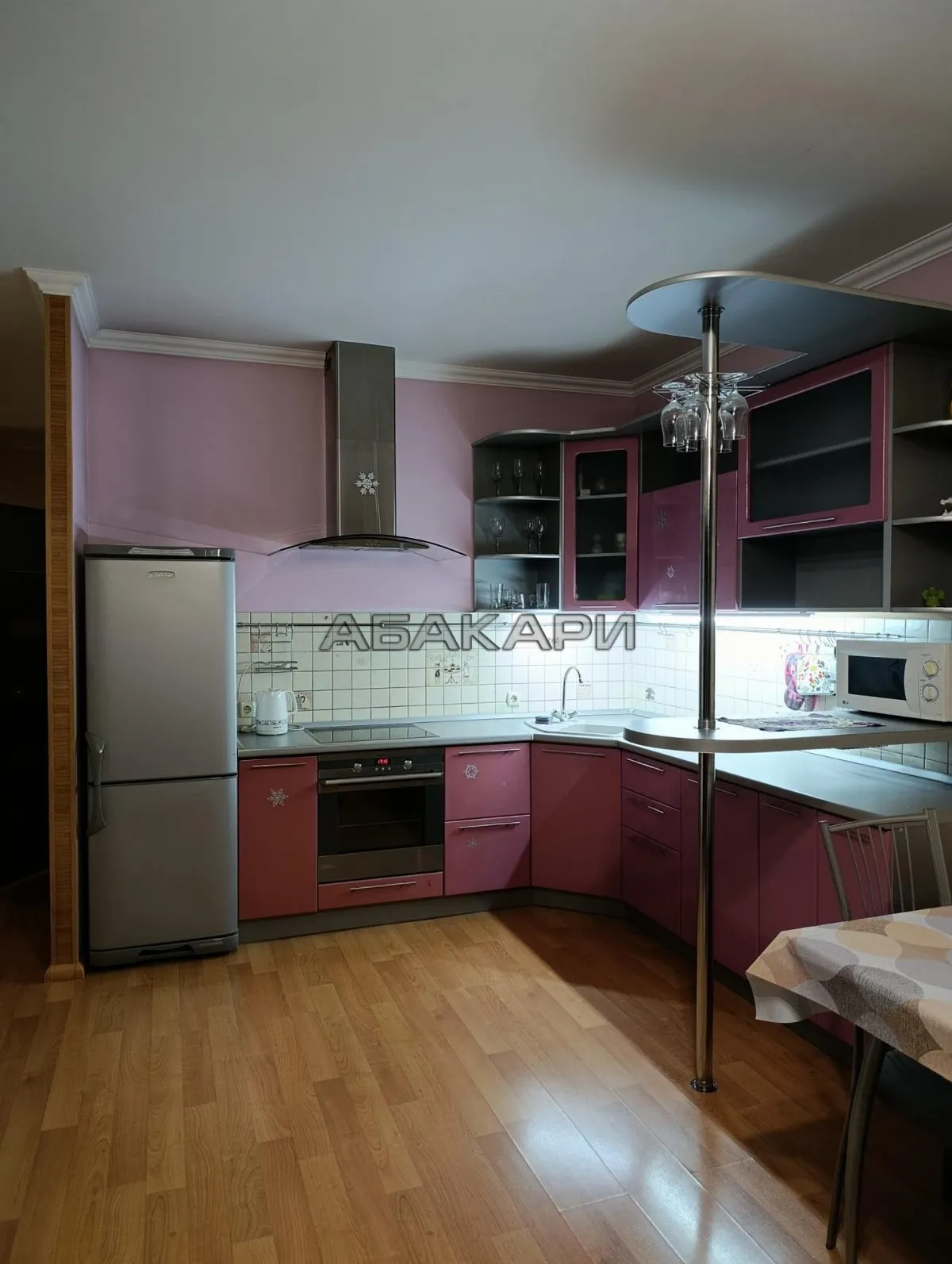 2-комнатная улица Алексеева, 93  за 45000 руб/мес фото 1