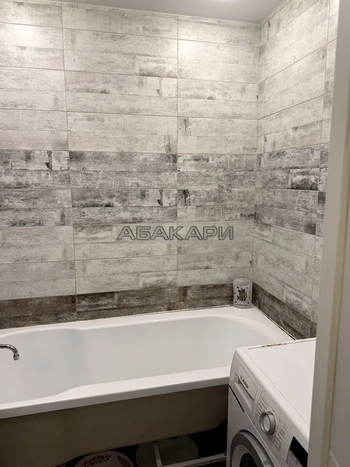 1-комнатная улица Куйбышева, 85  за 40000 руб/мес фото 9