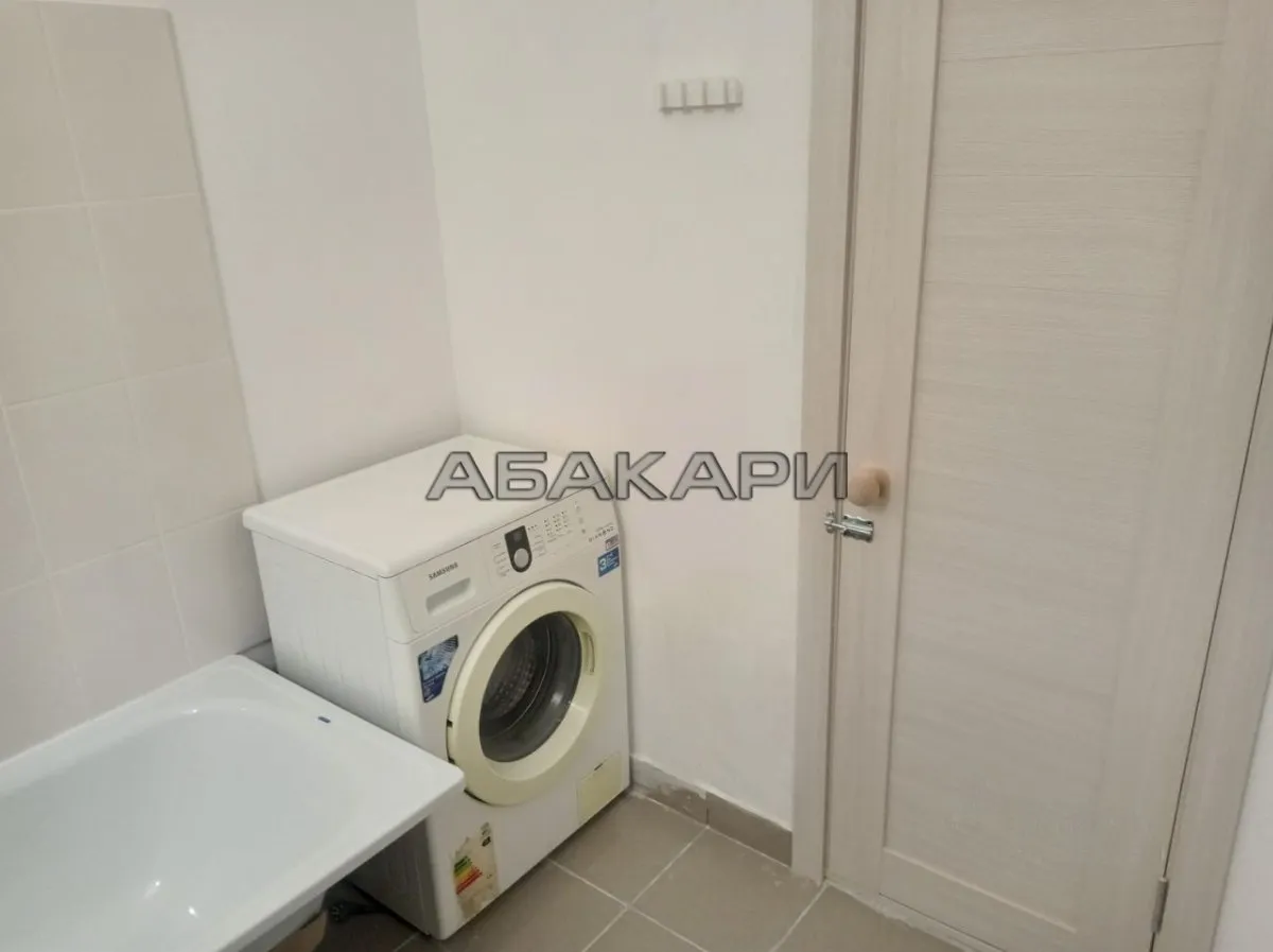 студия улица Петра Подзолкова, 24  за 27000 руб/мес фото 6