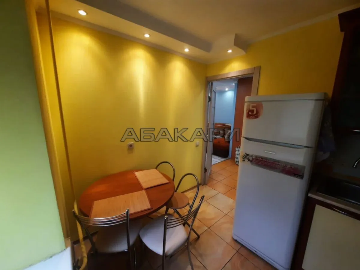 2-комнатная улица Урицкого, 41  за 40000 руб/мес фото 8