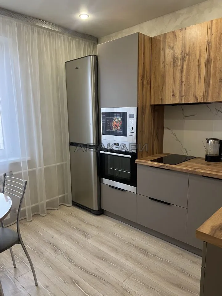 2-комнатная Караульная улица, 82  за 50000 руб/мес фото 1