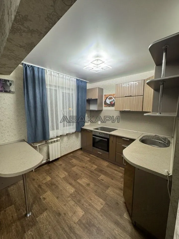 2-комнатная проспект имени Газеты Красноярский Рабочий, 171  за 35000 руб/мес фото 1