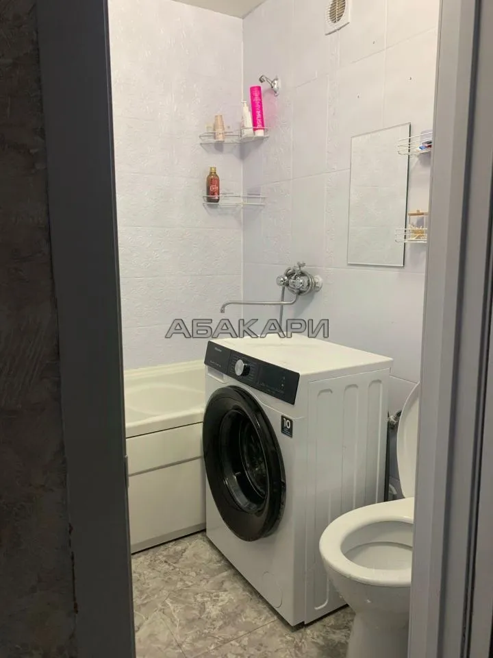 2-комнатная проспект имени Газеты Красноярский Рабочий, 191  за 35000 руб/мес фото 8