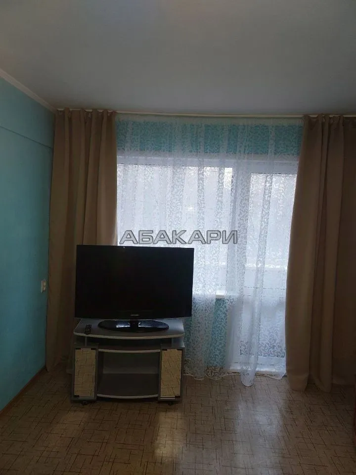 3-комнатная проспект имени Газеты Красноярский Рабочий, 109  за 40000 руб/мес фото 7