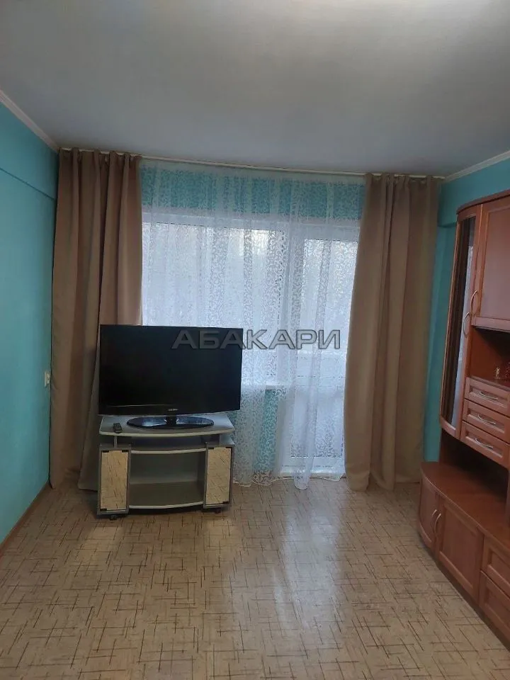 3-комнатная проспект имени Газеты Красноярский Рабочий, 109  за 40000 руб/мес фото 9