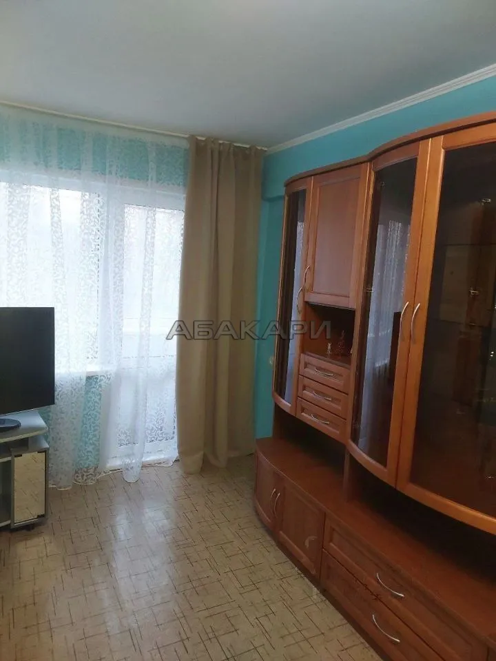 3-комнатная проспект имени Газеты Красноярский Рабочий, 109  за 40000 руб/мес фото 11