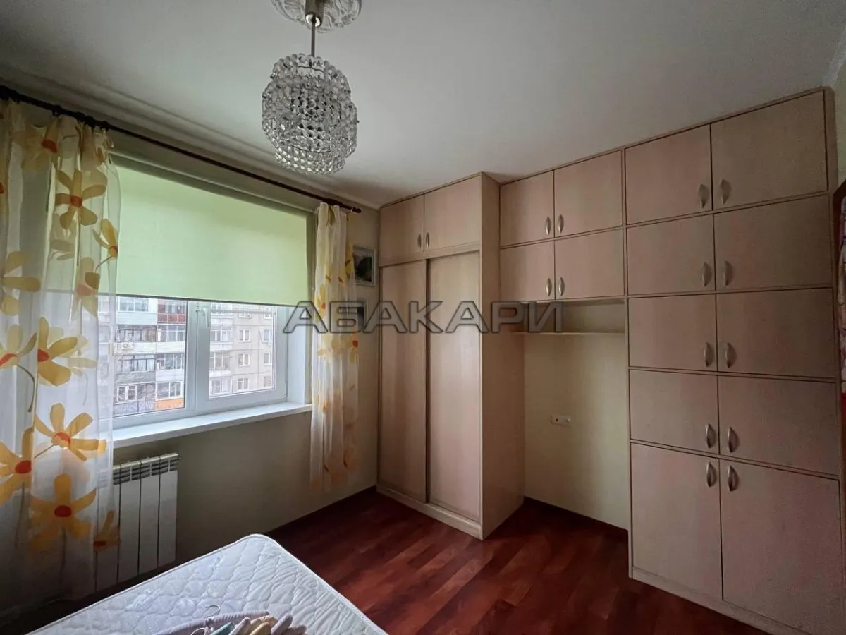 2-комнатная улица Побежимова, 11  за 35000 руб/мес фото 4