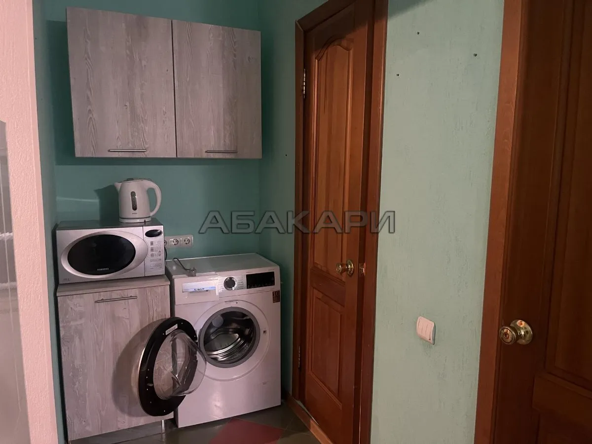 2-комнатная улица Побежимова, 11  за 35000 руб/мес фото 10