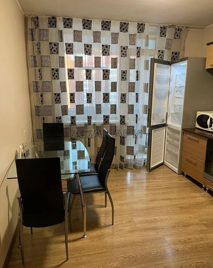 1-комнатная улица Алексеева, 27  за 35000 руб/мес фото 4