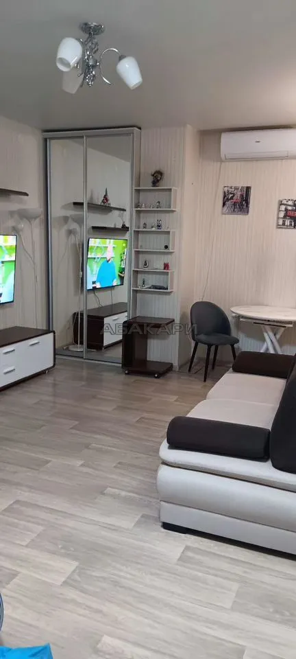 2-комнатная улица Авиаторов, 45 за 45000 руб/мес фото 1 2-комнатная улица Авиаторов, 45 за 45000 руб/мес фото 1