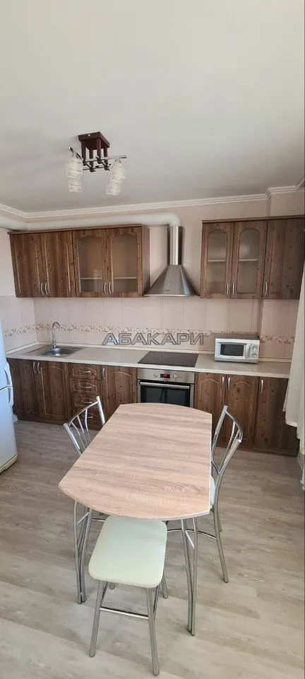 студия Новосибирская улица, 1А  за 36000 руб/мес фото 1