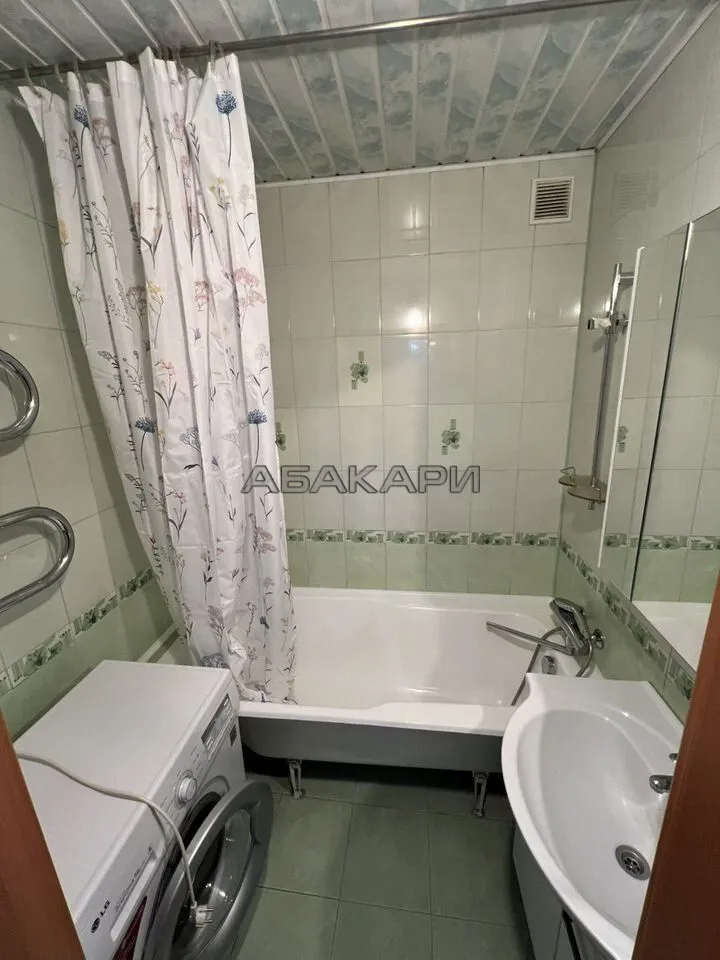 3-комнатная улица Калинина, 35Д  за 52000 руб/мес фото 14