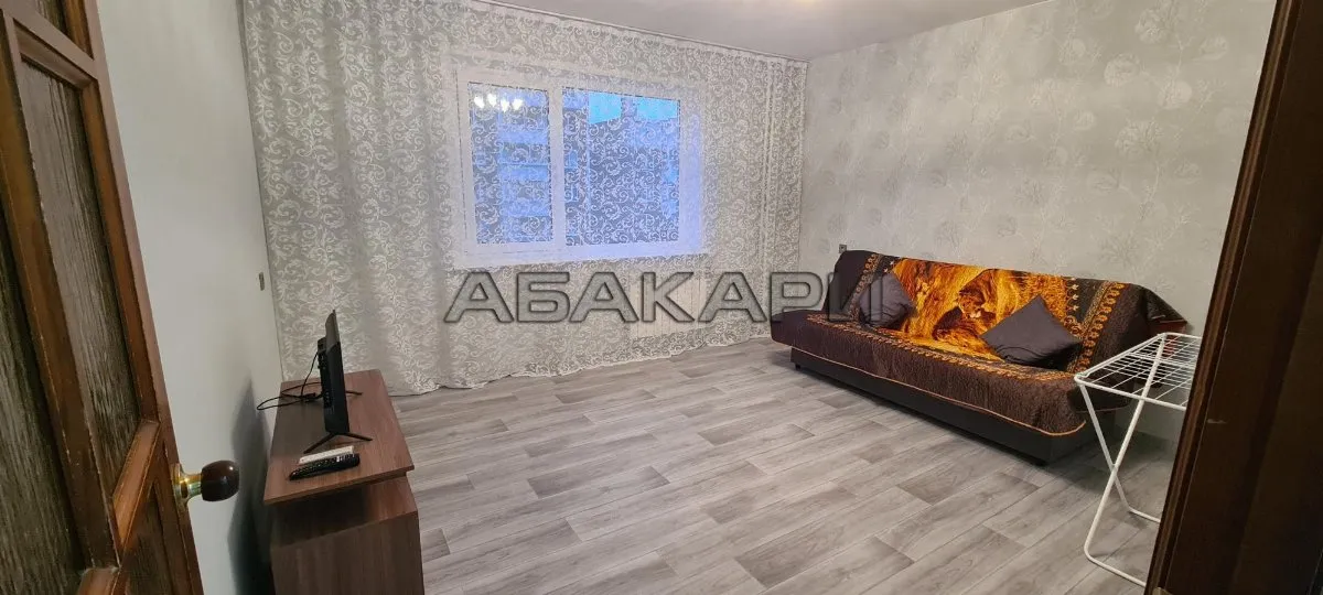 2-комнатная улица 9 Мая, 45А  за 35000 руб/мес фото 2