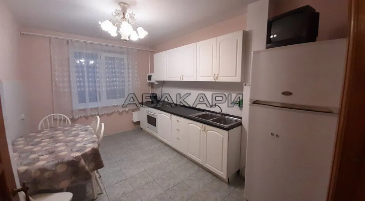 4-комнатная Судостроительная улица, 177А  за 50000 руб/мес фото 1