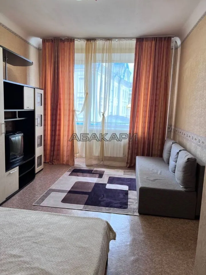 1-комнатная улица 9 Января, 23  за 35000 руб/мес фото 1