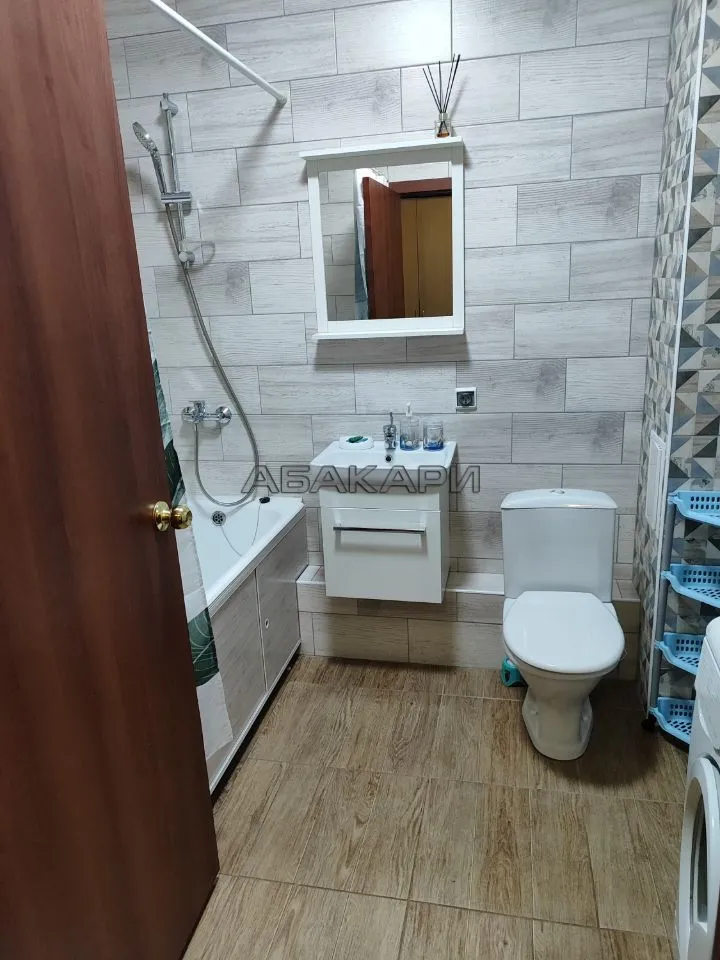 студия улица Шахтёров, 66  за 30000 руб/мес фото 8