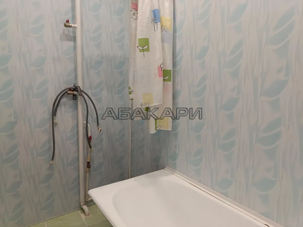 2-комнатная проспект имени Газеты Красноярский Рабочий, 53  за 31000 руб/мес фото 10