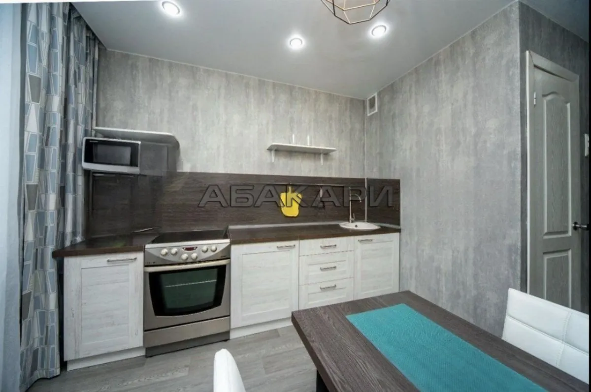 1-комнатная улица Молокова, 66  за 36000 руб/мес фото 1