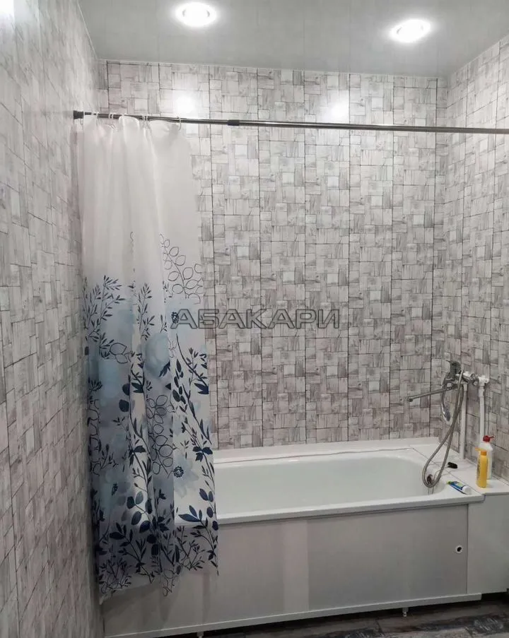 2-комнатная улица Александра Матросова, 36  за 35000 руб/мес фото 9