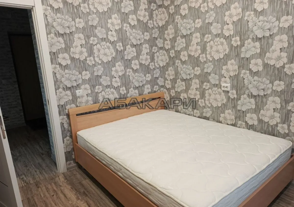 2-комнатная улица Александра Матросова, 36  за 35000 руб/мес фото 7