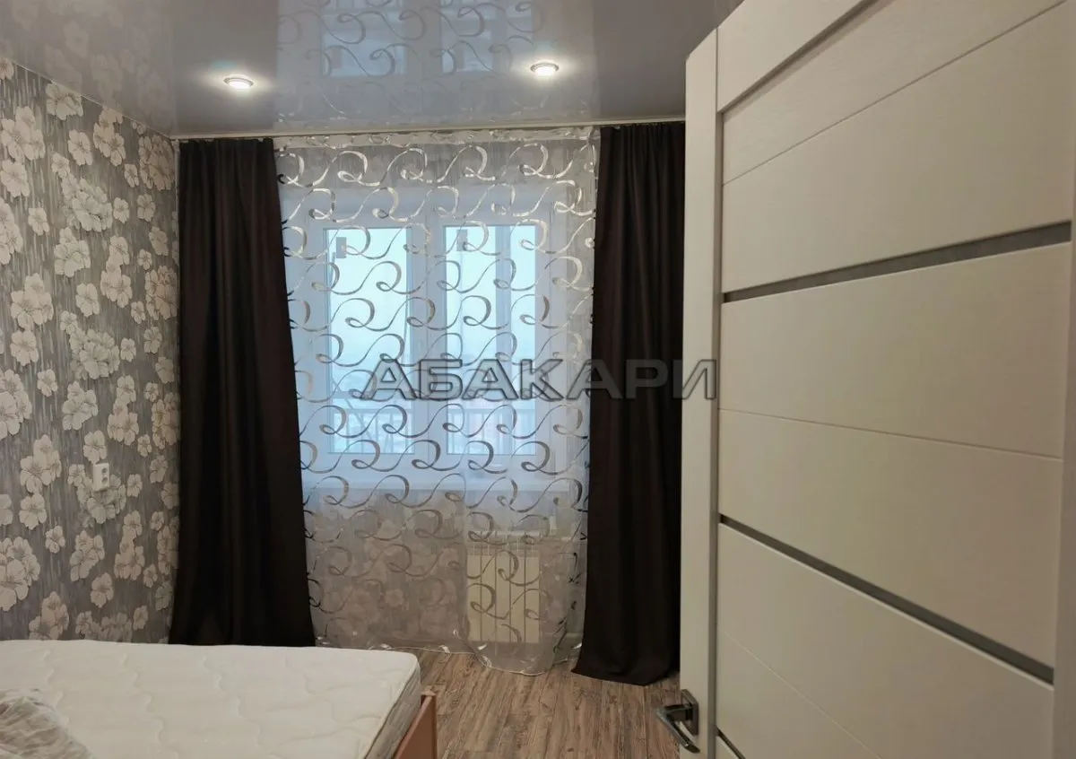 2-комнатная улица Александра Матросова, 36  за 35000 руб/мес фото 3