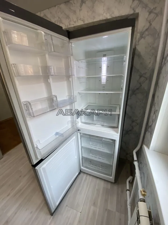 1-комнатная улица Анатолия Гладкова, 5  за 29000 руб/мес фото 3