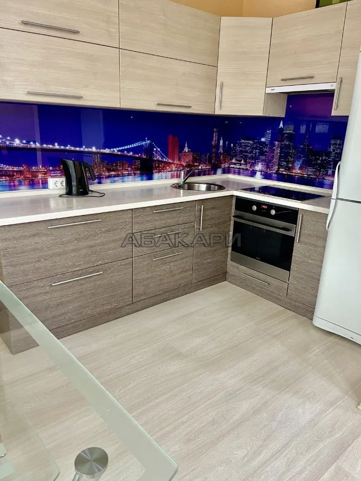 2-комнатная Взлётная улица, 7Д  за 50000 руб/мес фото 1