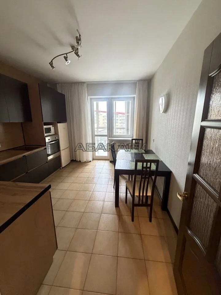 1-комнатная улица Авиаторов, 23 за 42000 руб/мес фото 3 1-комнатная улица Авиаторов, 23 за 42000 руб/мес фото 3