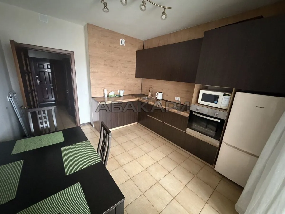 1-комнатная улица Авиаторов, 23 за 42000 руб/мес фото 2 1-комнатная улица Авиаторов, 23 за 42000 руб/мес фото 2